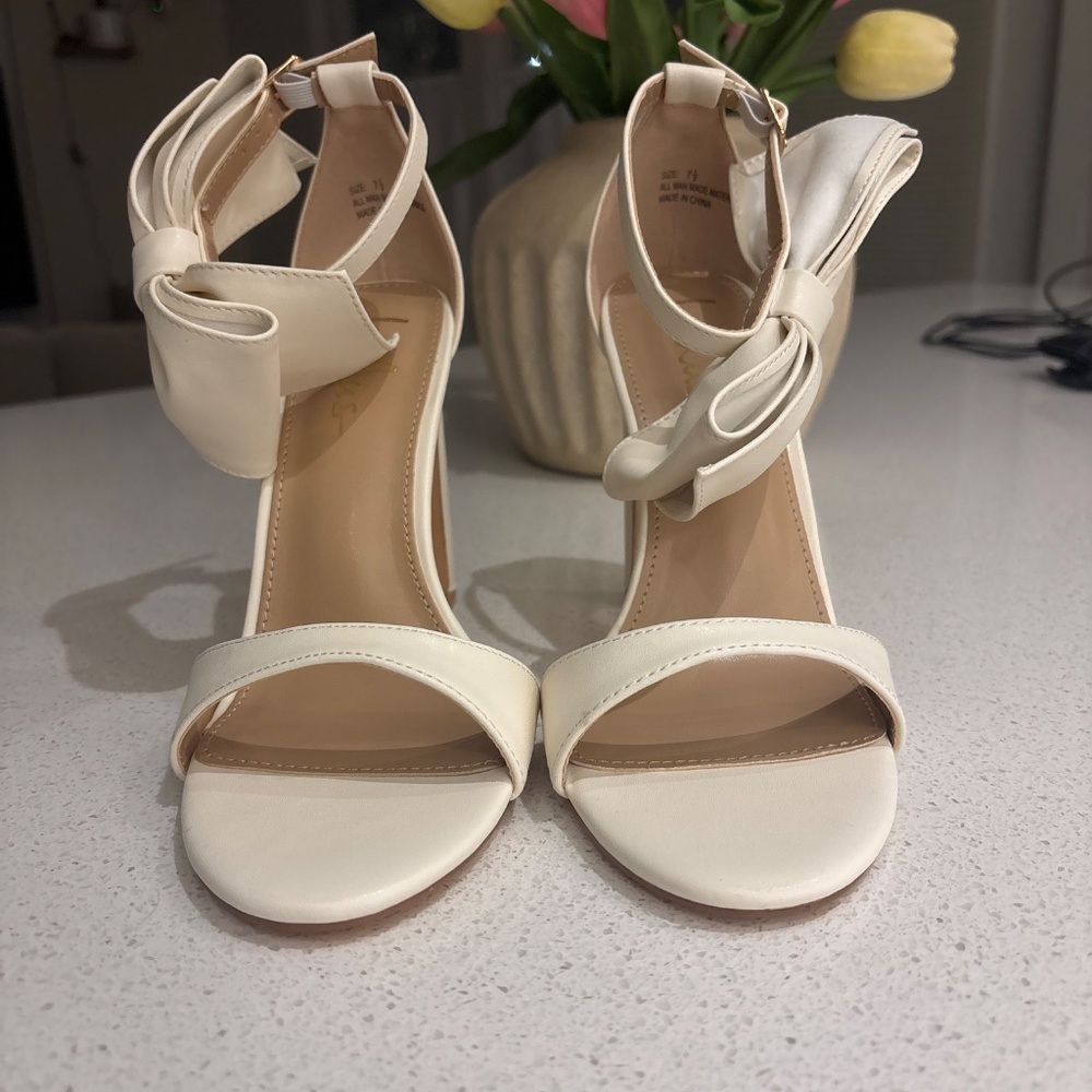 Lulus Yoselin White Bow Ankle Strap High Heel Sandals - Size 7.5 - Picture 2 of 5